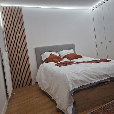 Une Chambre Dans Un Appartement - Luxary Calm Saint-Gratien  Exterior photo